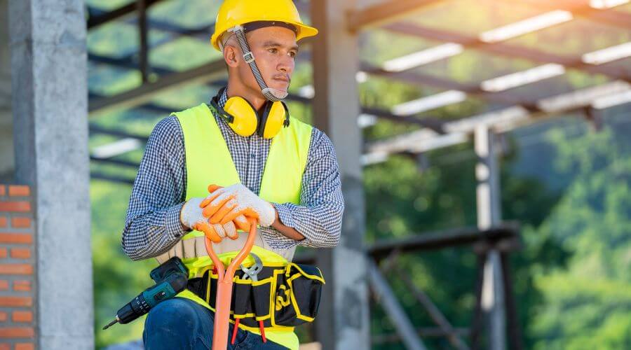 Professional gutter cleaning in Lenoir, NC